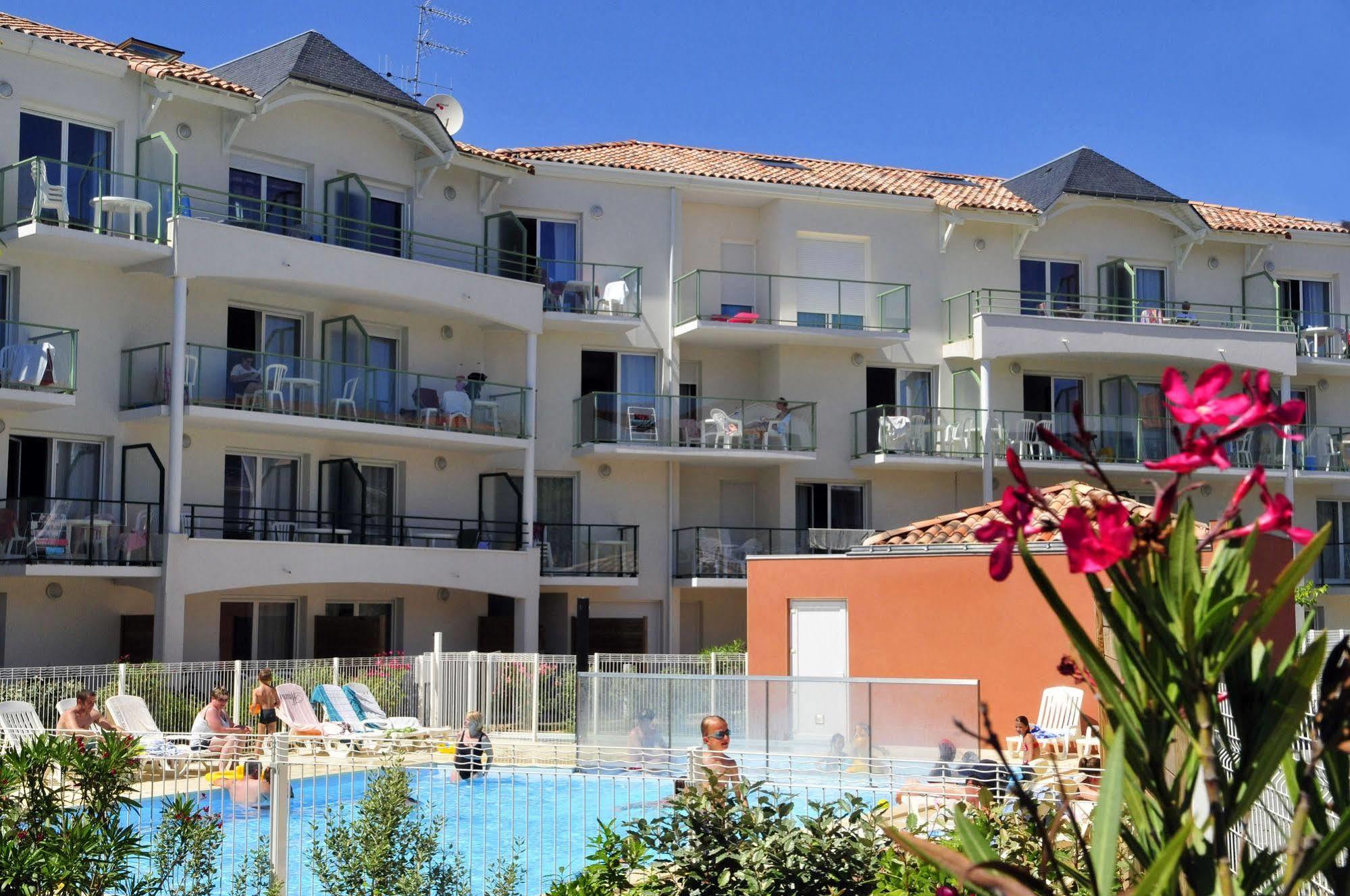 Vacanceole - Les Jardins De L'Amiraute Les Sables-d'Olonne Exterior photo